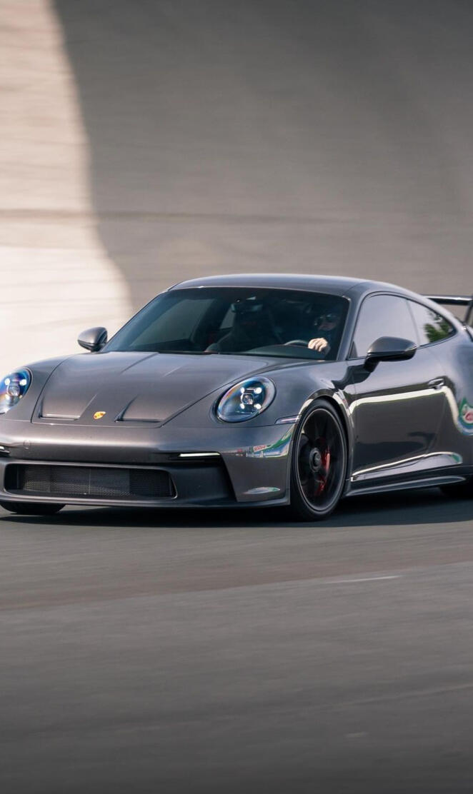 Porsche 992 GT3 1
