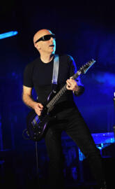 Joe Satriani