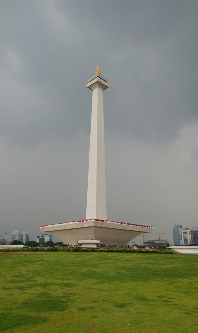 Monas