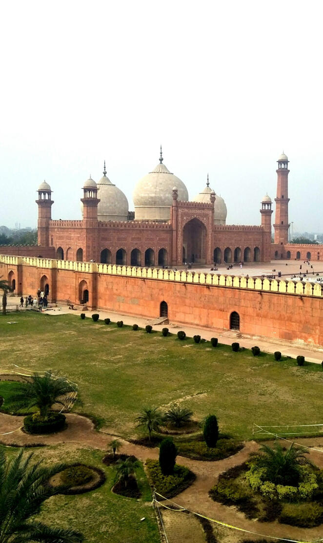 Badshahi Mosque