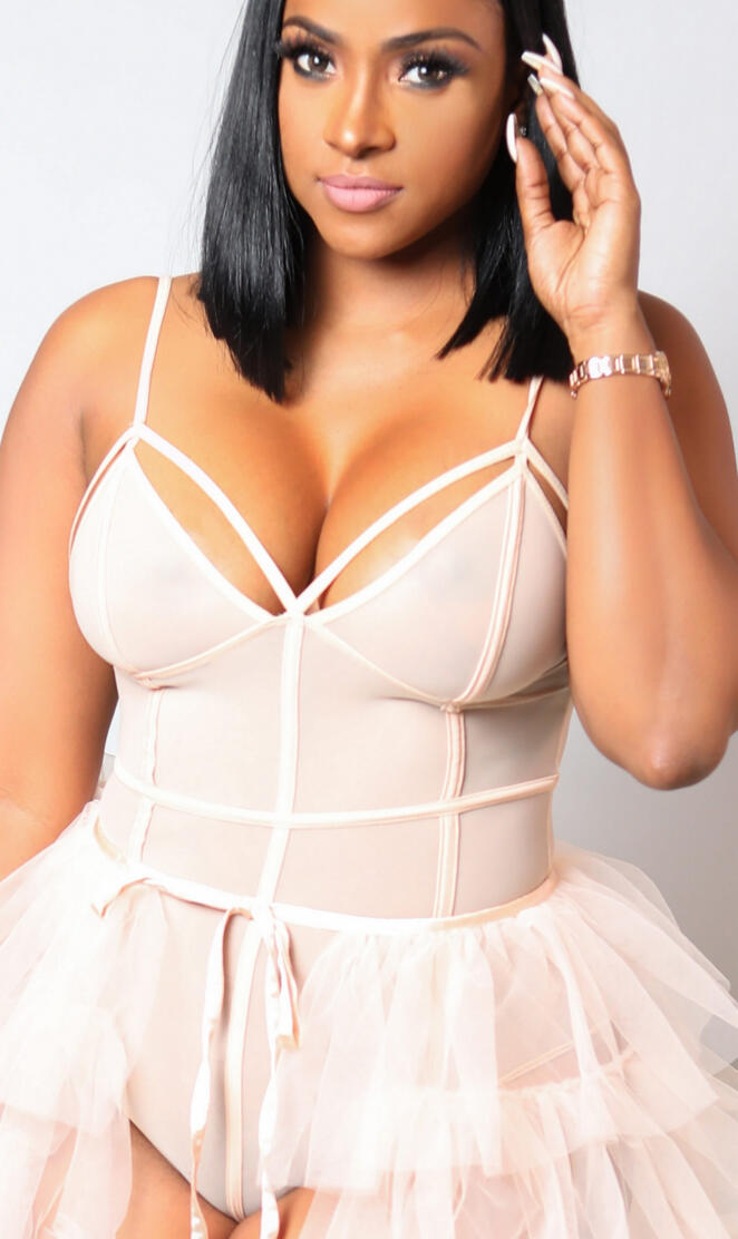 Yanique Curvy Diva