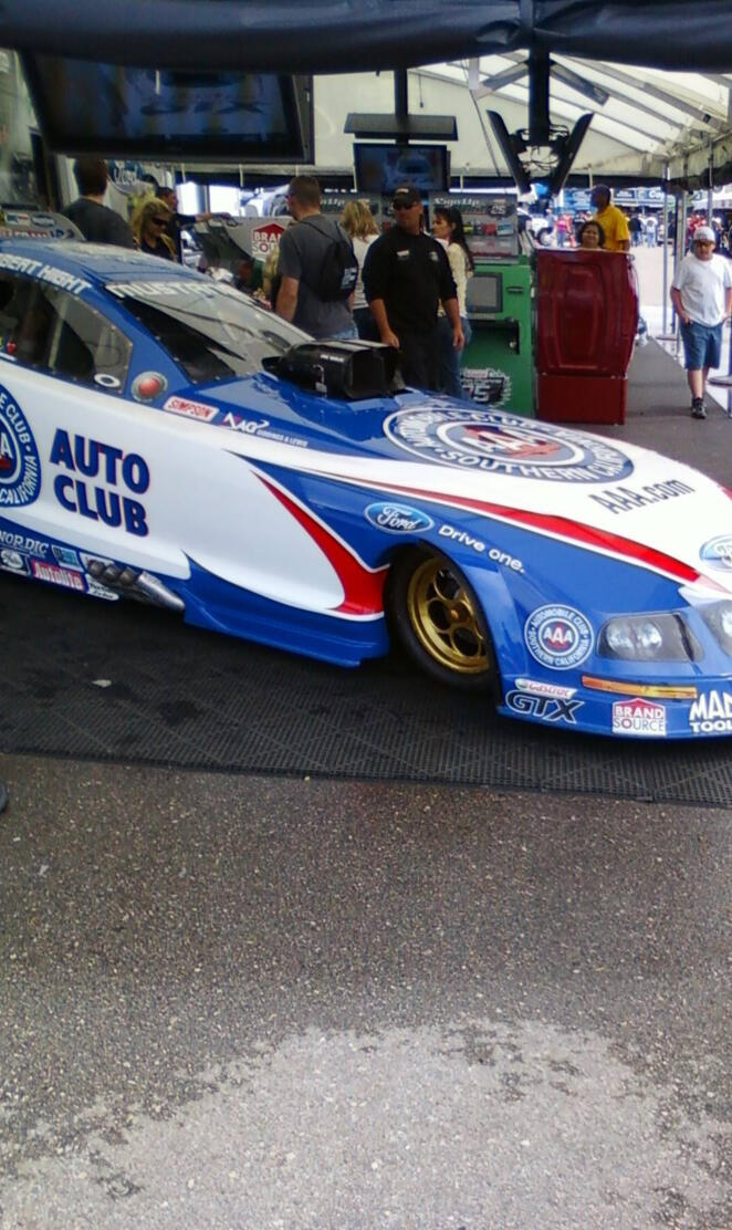 FUNNY CAR