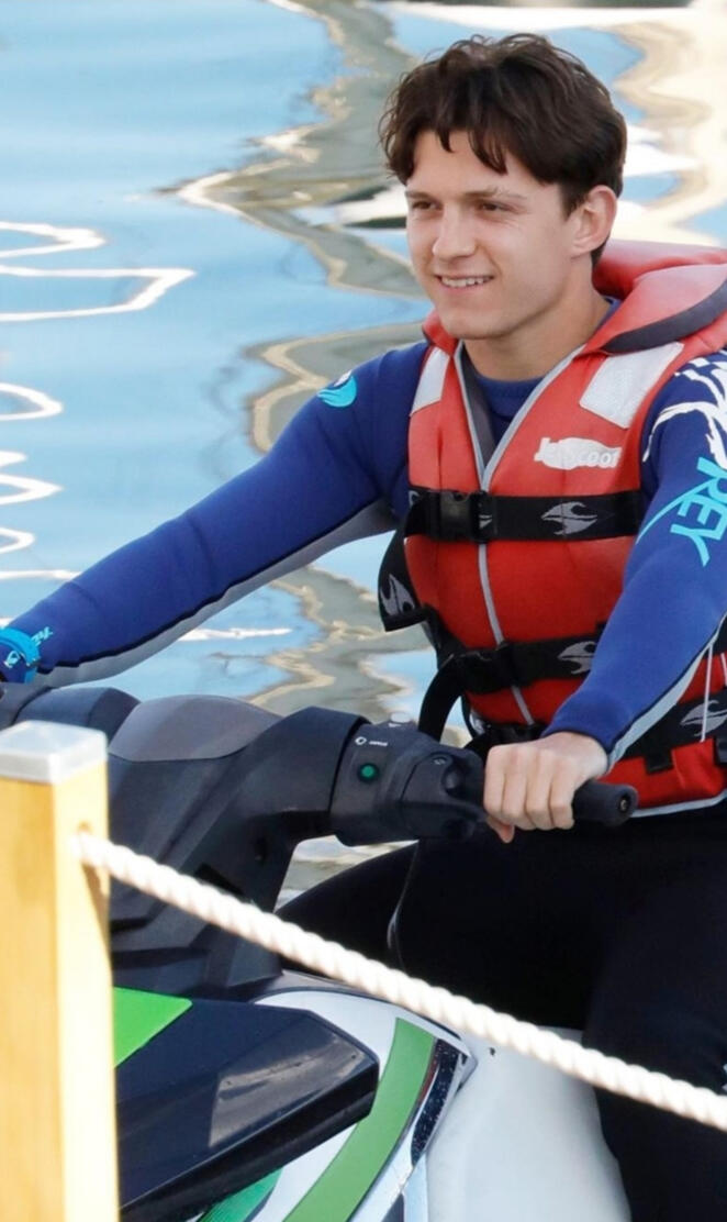 Tom Holland jetski