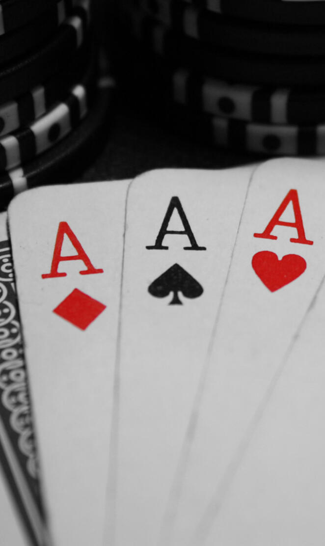 4 Aces Poker