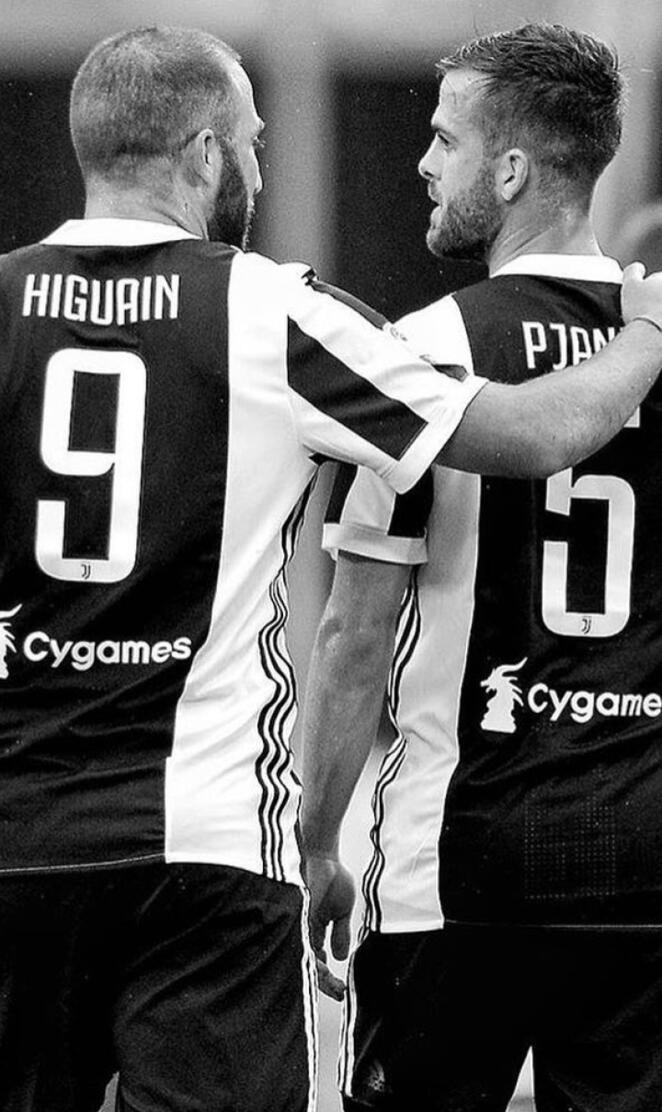 Higuain and Pjanic