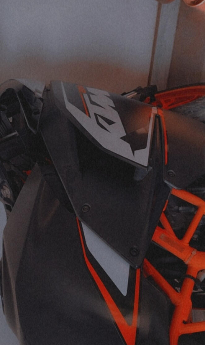 Bike wallpaper RC200