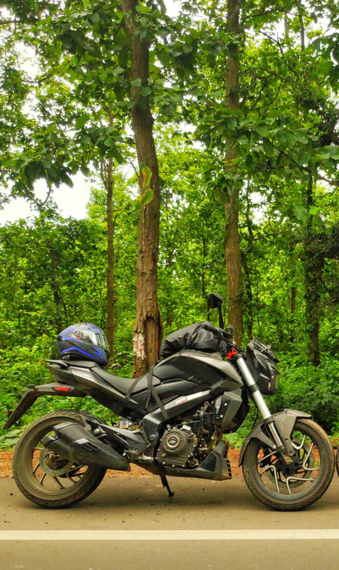 Bajaj Dominar