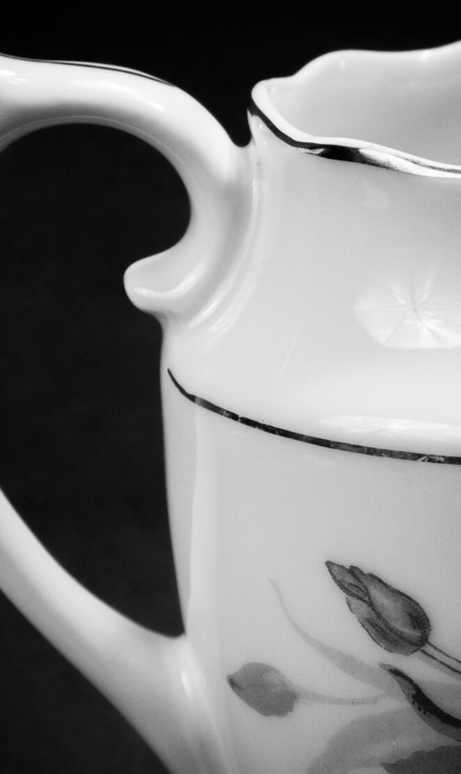 tea pot detail