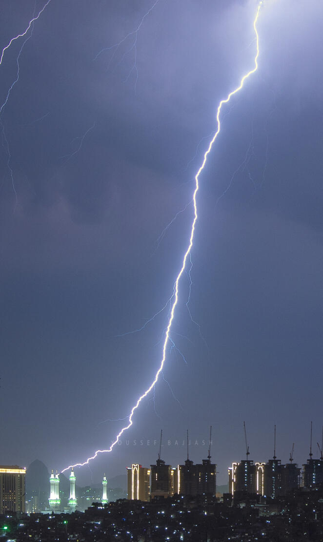 Lightning Makkah