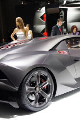 Sesto Elemento Rear