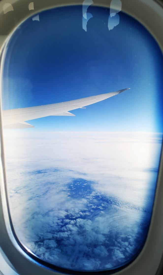 Plane window 