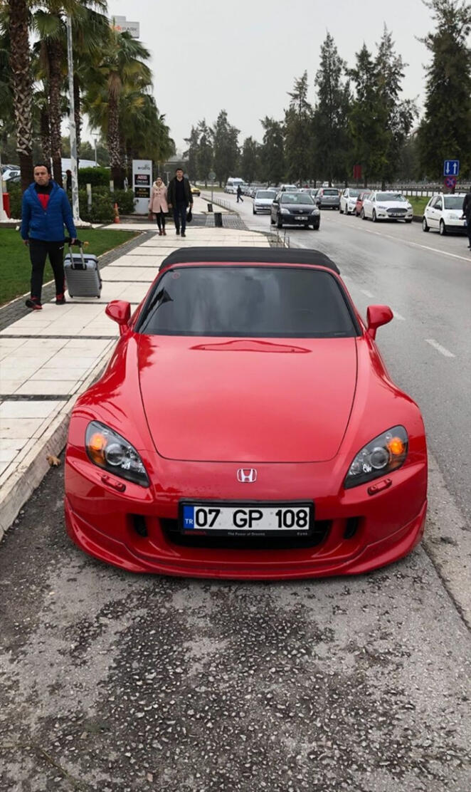 S2000