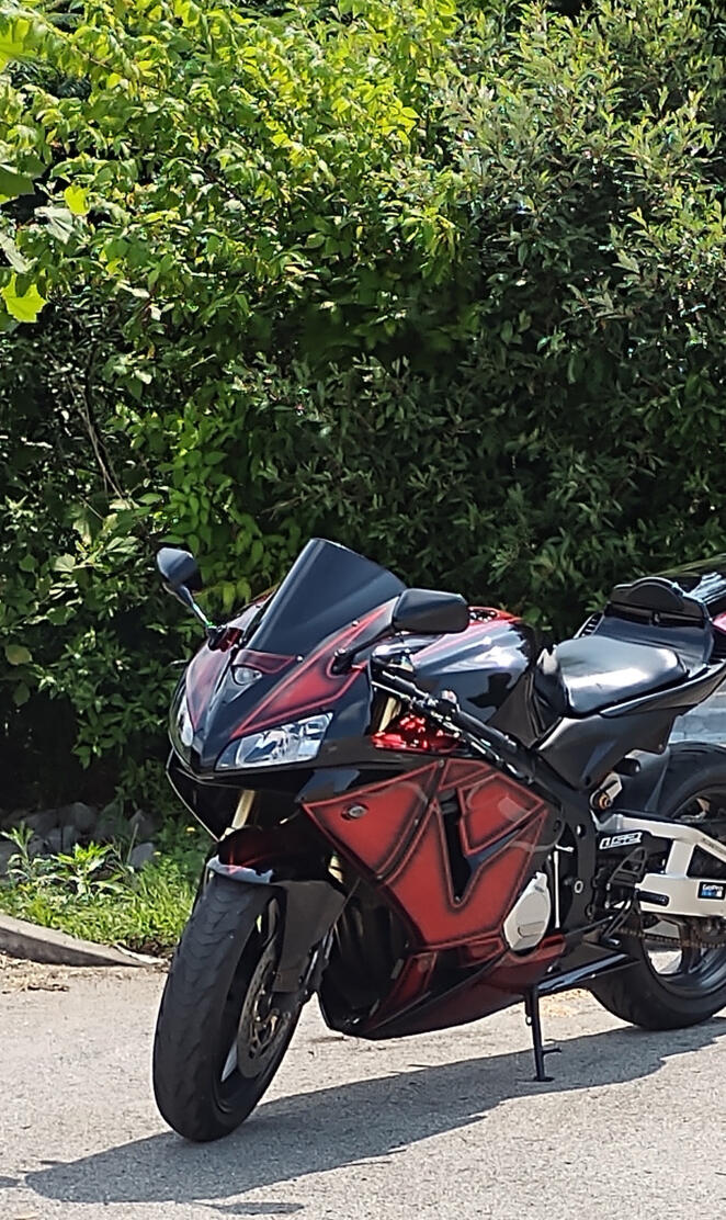 Honda CBR 600RR.  