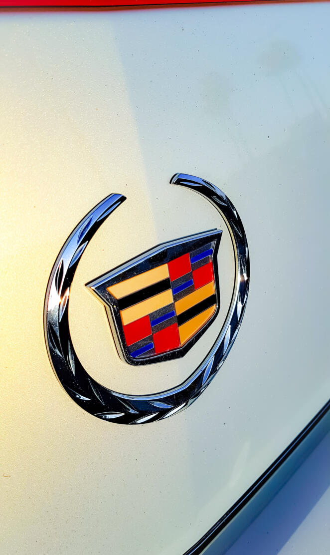 Cadillac DTS Logo