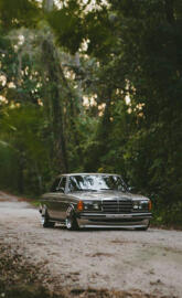 W123