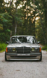 W123