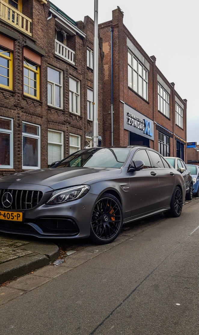 Mercedes AMG c63s