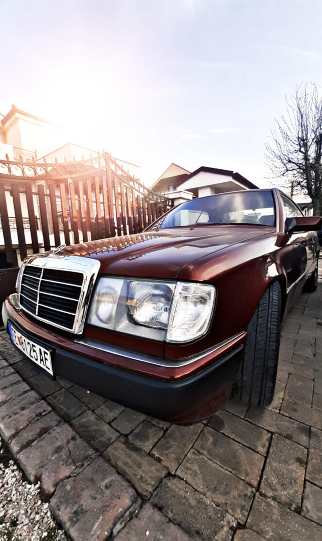 Mercedes Benz W124 