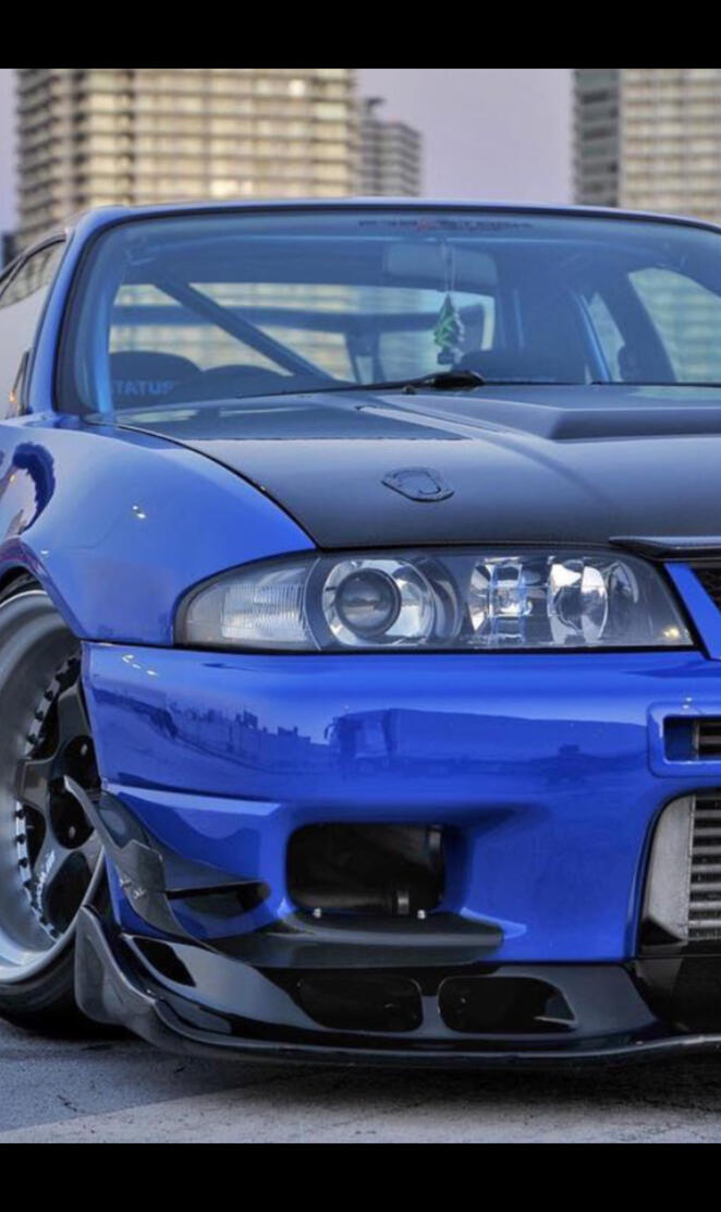 Nissan Skyline R33