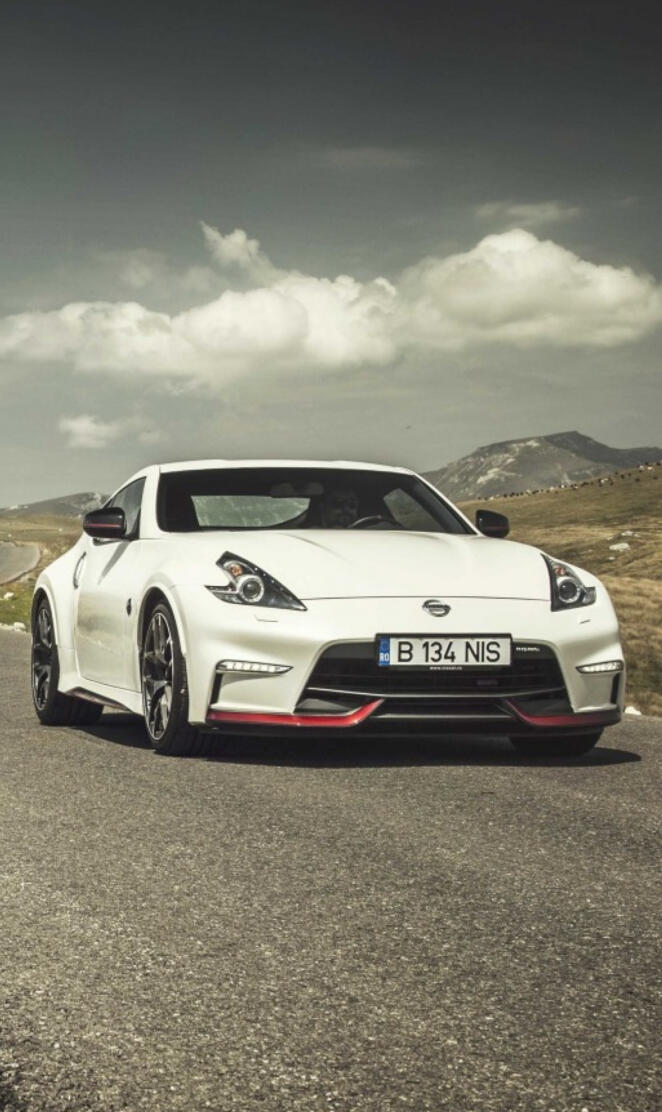 NISSAN 370Z NISMO