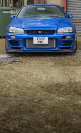 Nissan r34 skyline