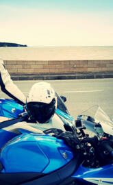 Biker suzuki dainese