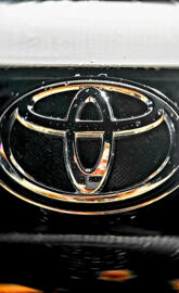 Toyota Emblem