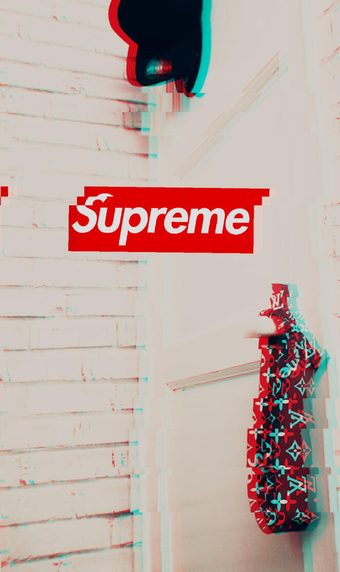 Glitch supreme