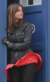 DW - Clara Oswald