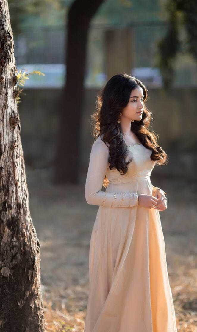 Anupama parameswaran