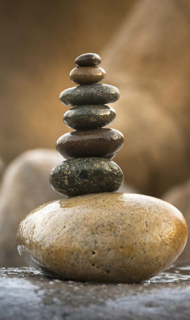balance wet stone