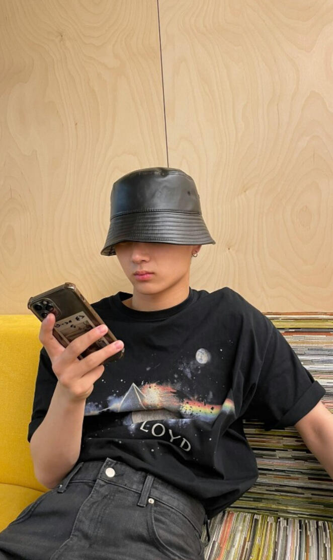 Jay boyfriend material