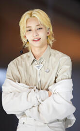 Jeonghan~ConcertBehind