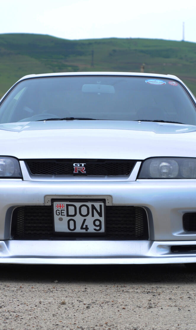R33
