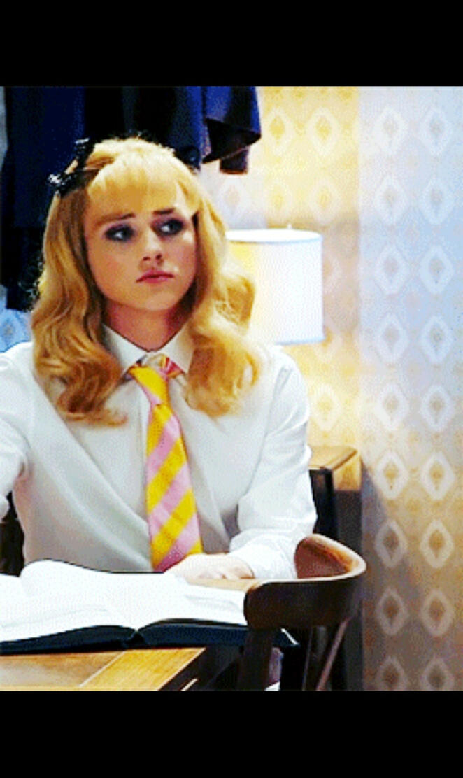 Ben hardy-rogerina 