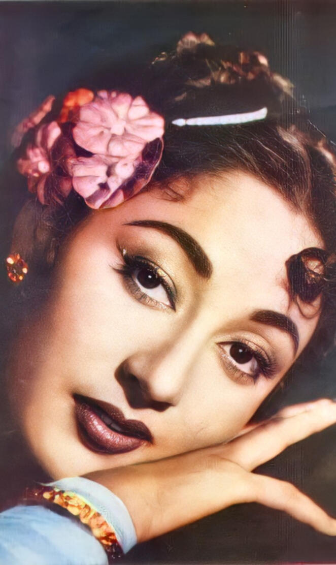 Mala sinha 