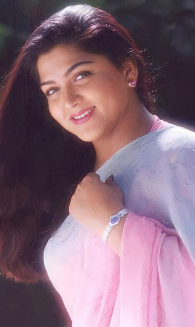 Khushboo sundar 