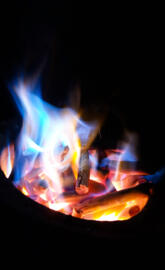 Burning charcoal stove