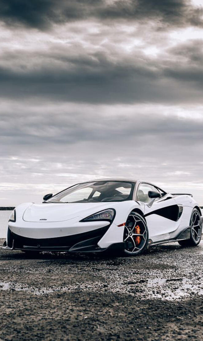 Clean McLaren 600LT 