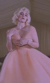 Billie Eilish met gala