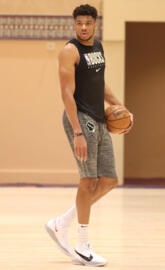 GiannisAntetokounmpo