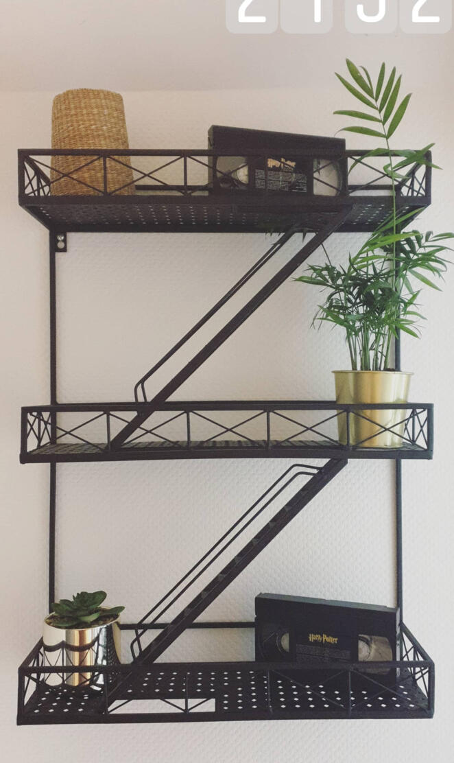 Etagere