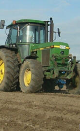 John Deere 4440