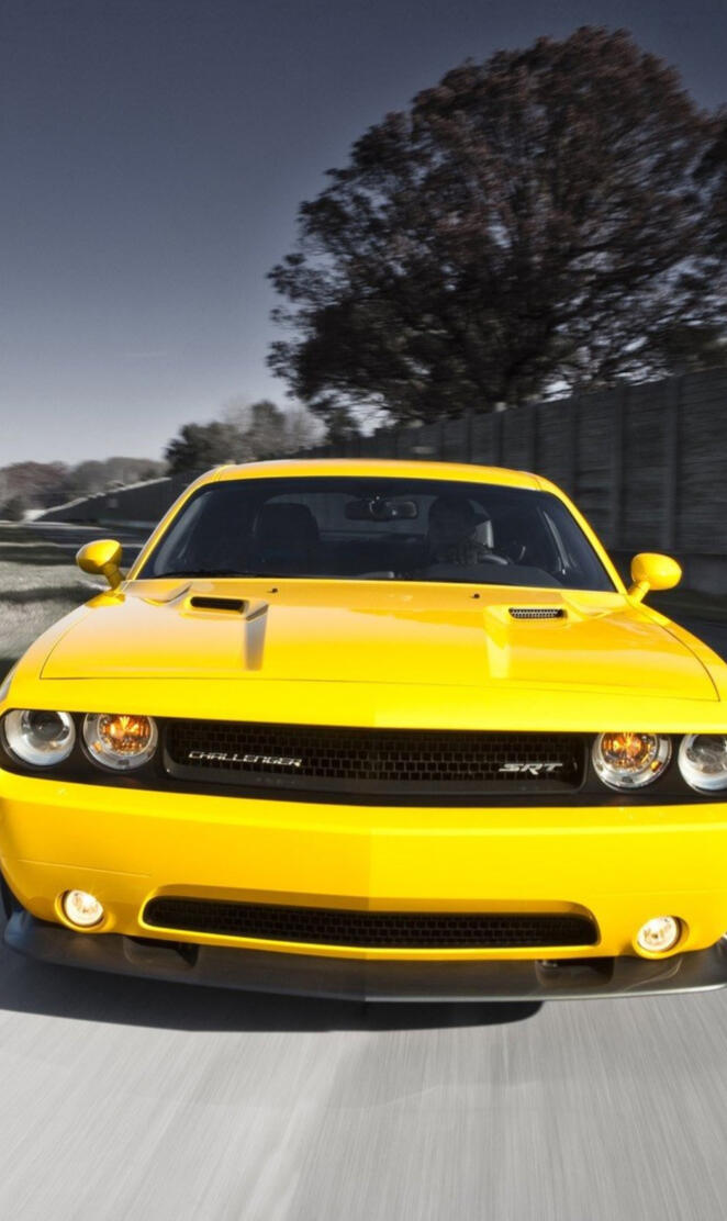 Dodge Challenger Srt
