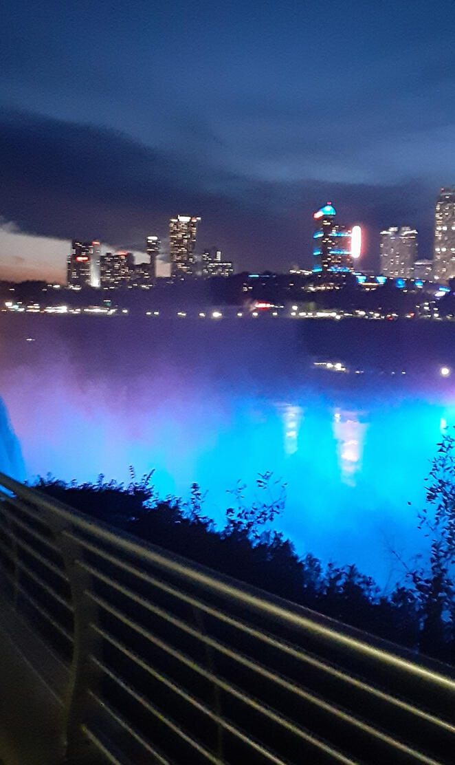 Niagara Falls Night