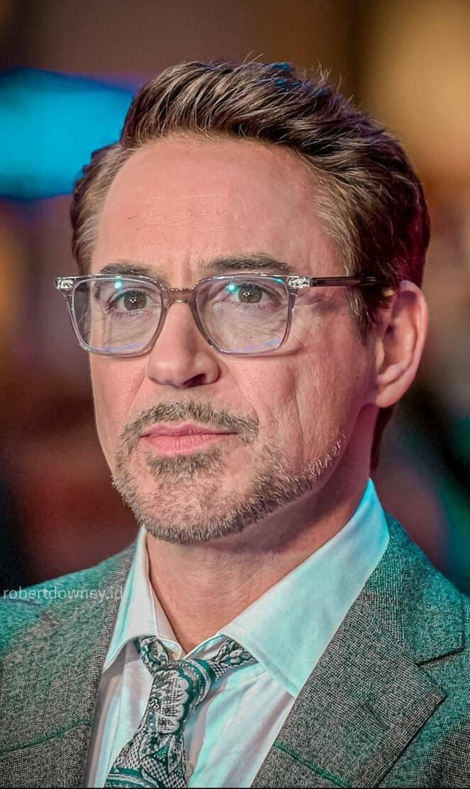 Robert Downey Junior