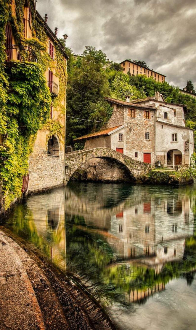 Nesso como Italy
