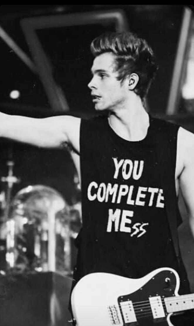 Luke Hemmings