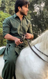 Khuda aur mohabat pic