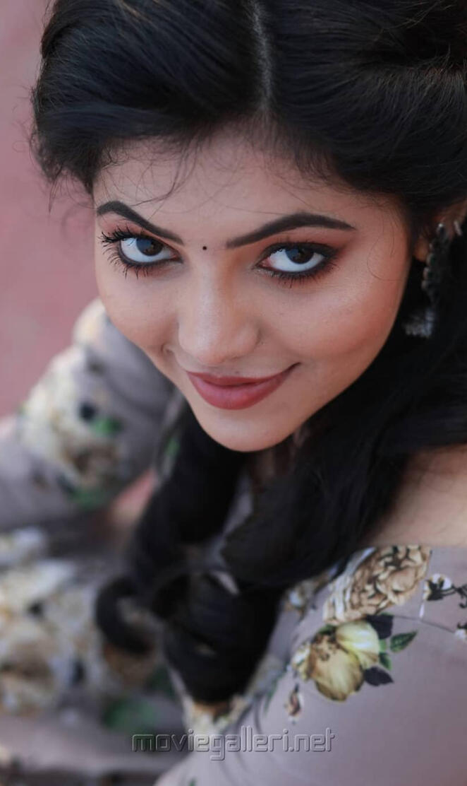 Athulya Ravi